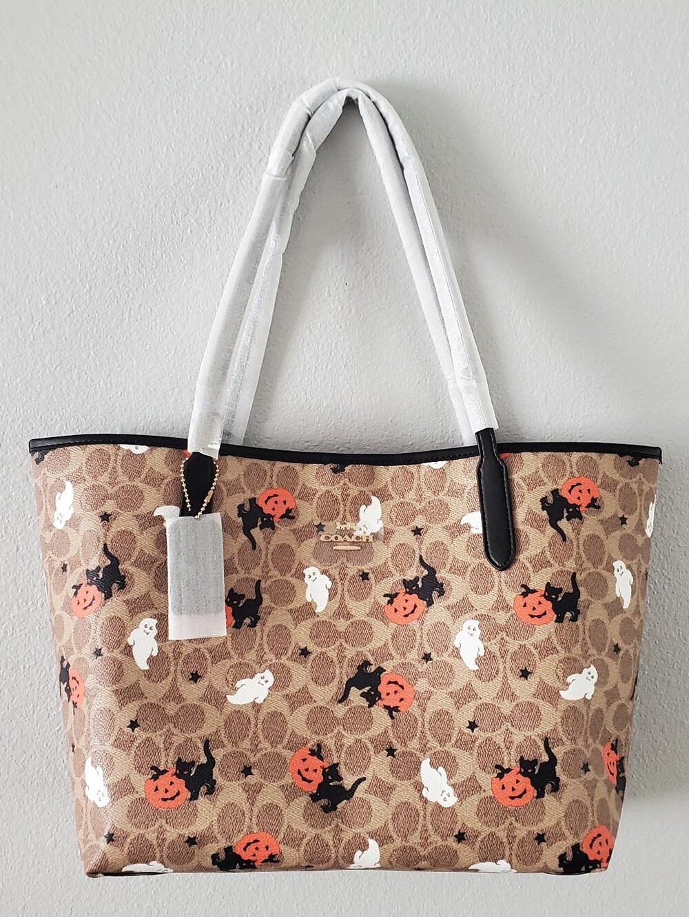 New Coach CW450 Signature Halloween Cat, Ghosts, Pumpkins, stars